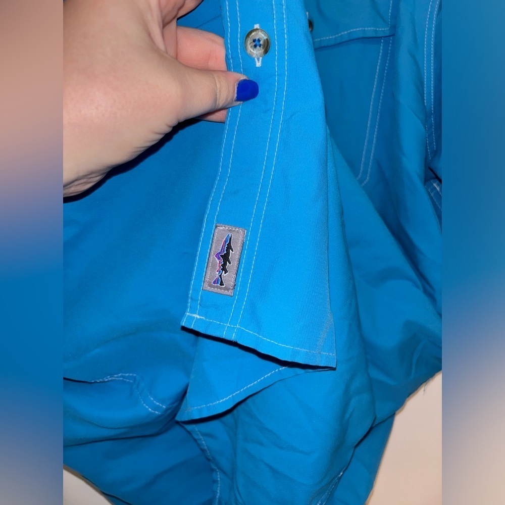 Patagonia button down!! - Picture 3 of 7